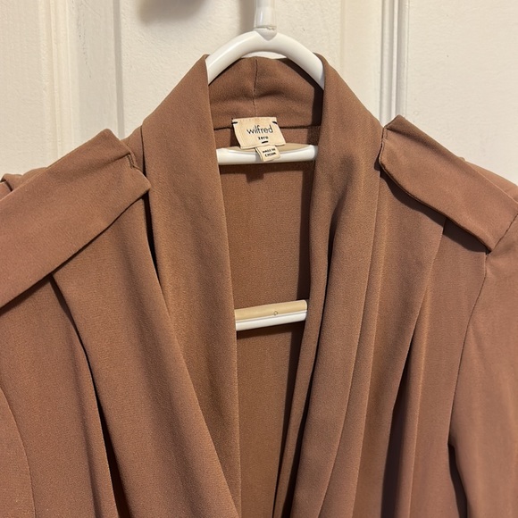 Wilfred Wrap Dress - Picture 2 of 2